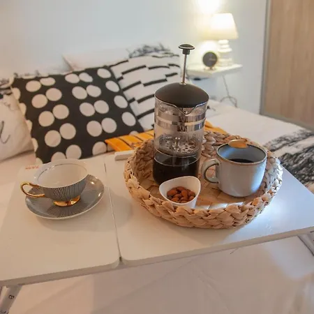 Sensational View - Zemun Апартаменты *